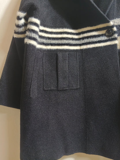 Black wool coat with white pattern (06)