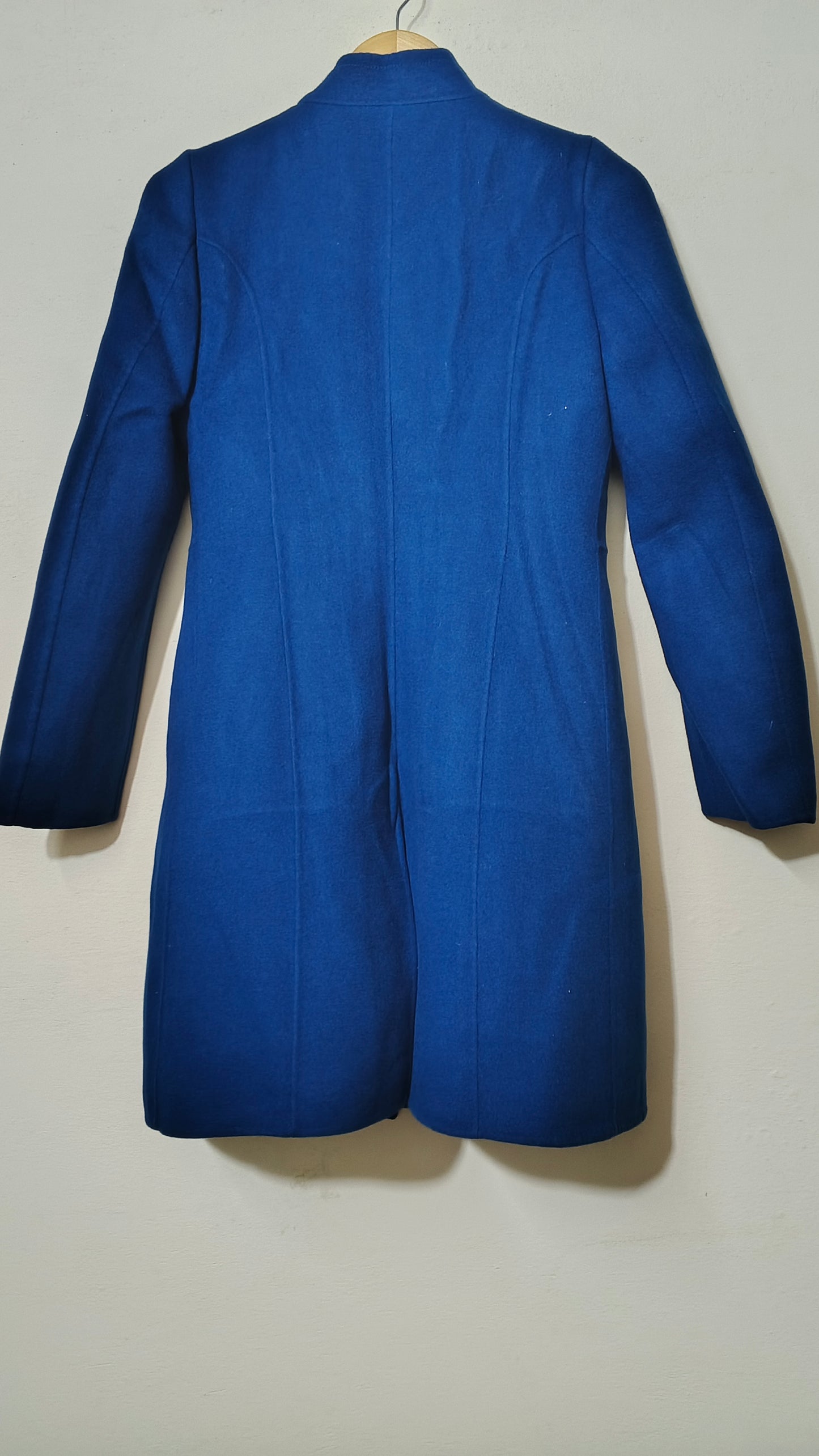 Royal Blue (02)