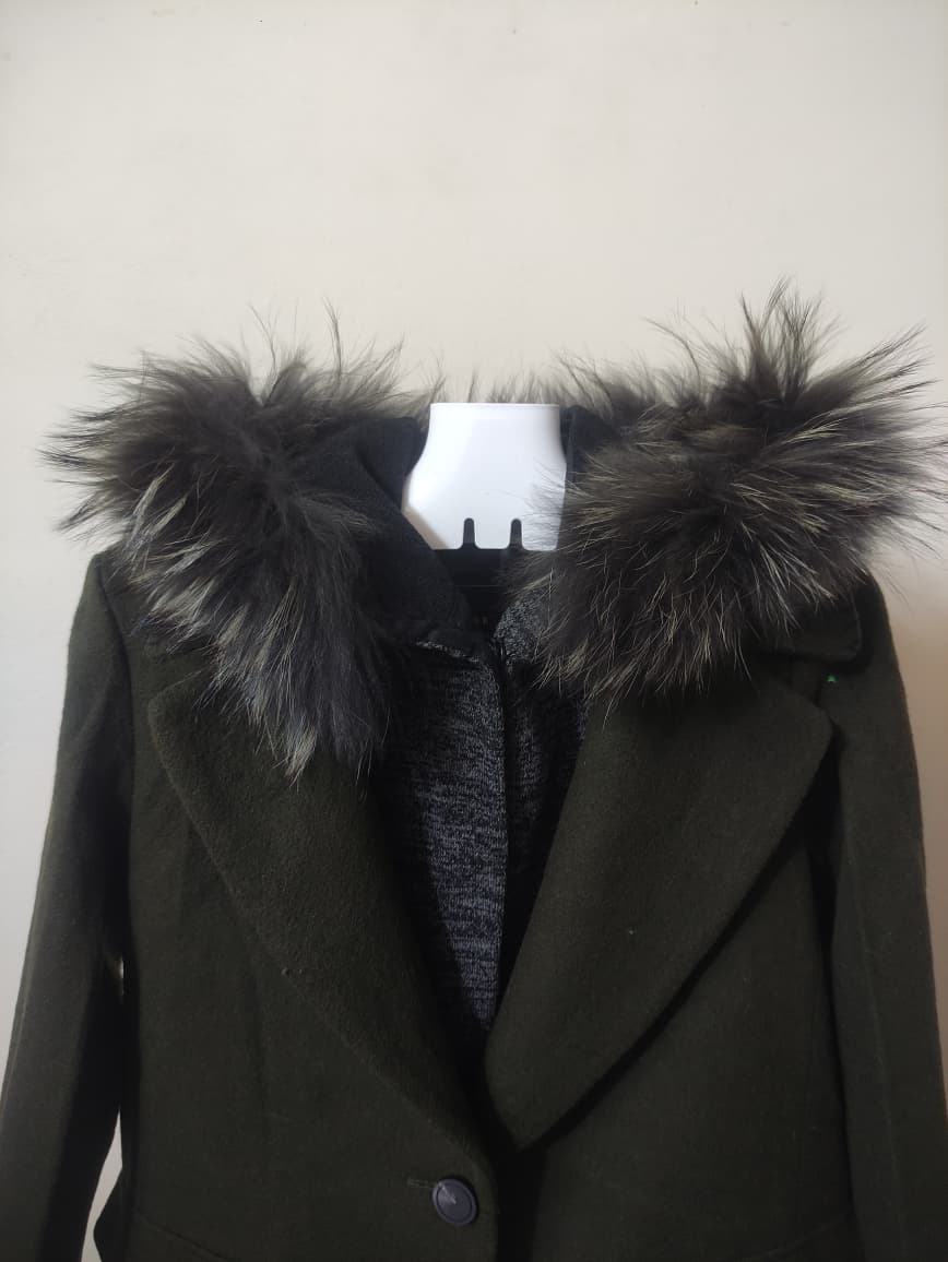 Deep olive green (22)