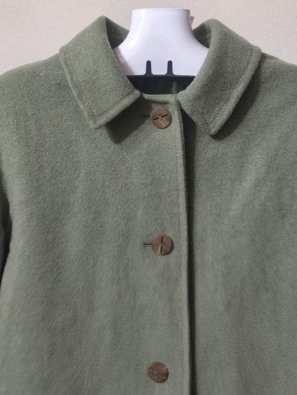 Muted sage green (18)