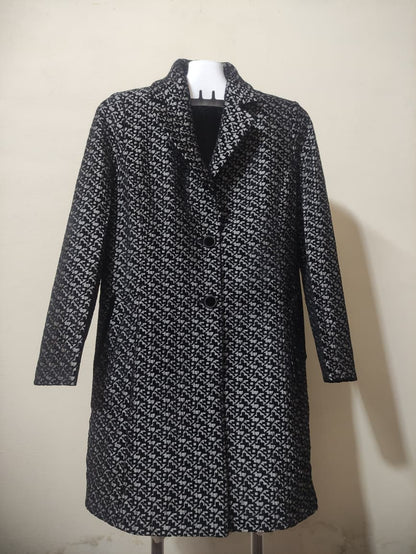 Black with a greyish abstract (17)