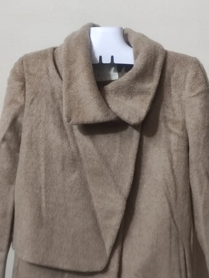 Soft beige or camel tone (27)