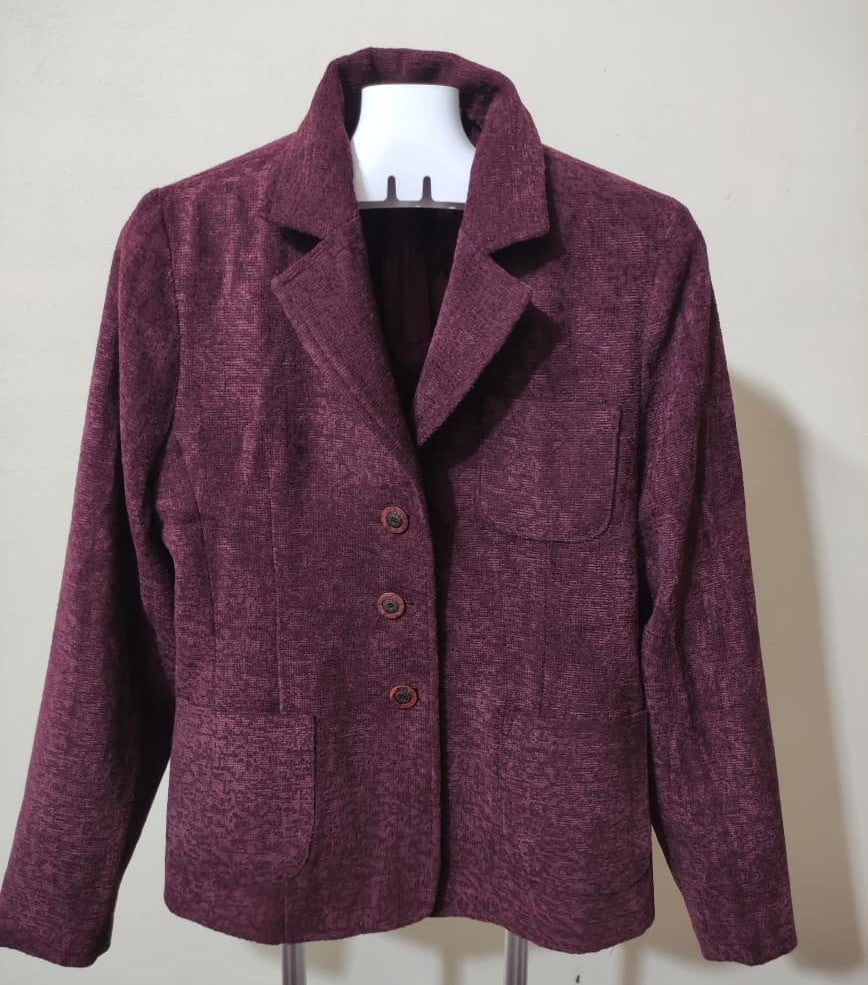 Deep plum or maroon (42)