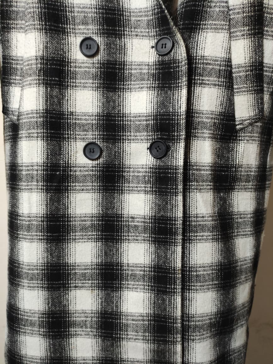 Check Black & White (47)