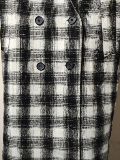 Check Black & White (47)